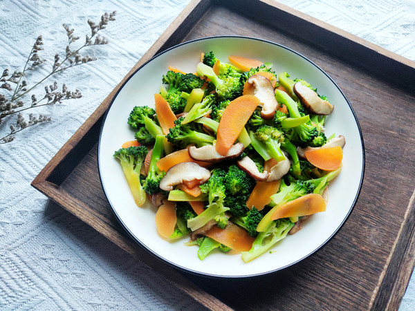 涼拌西蘭花的做法-其它口味拌菜譜