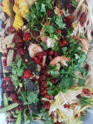 萬州烤魚三大步：“先腌后烤再燉”！的做法-香辣味烤菜譜