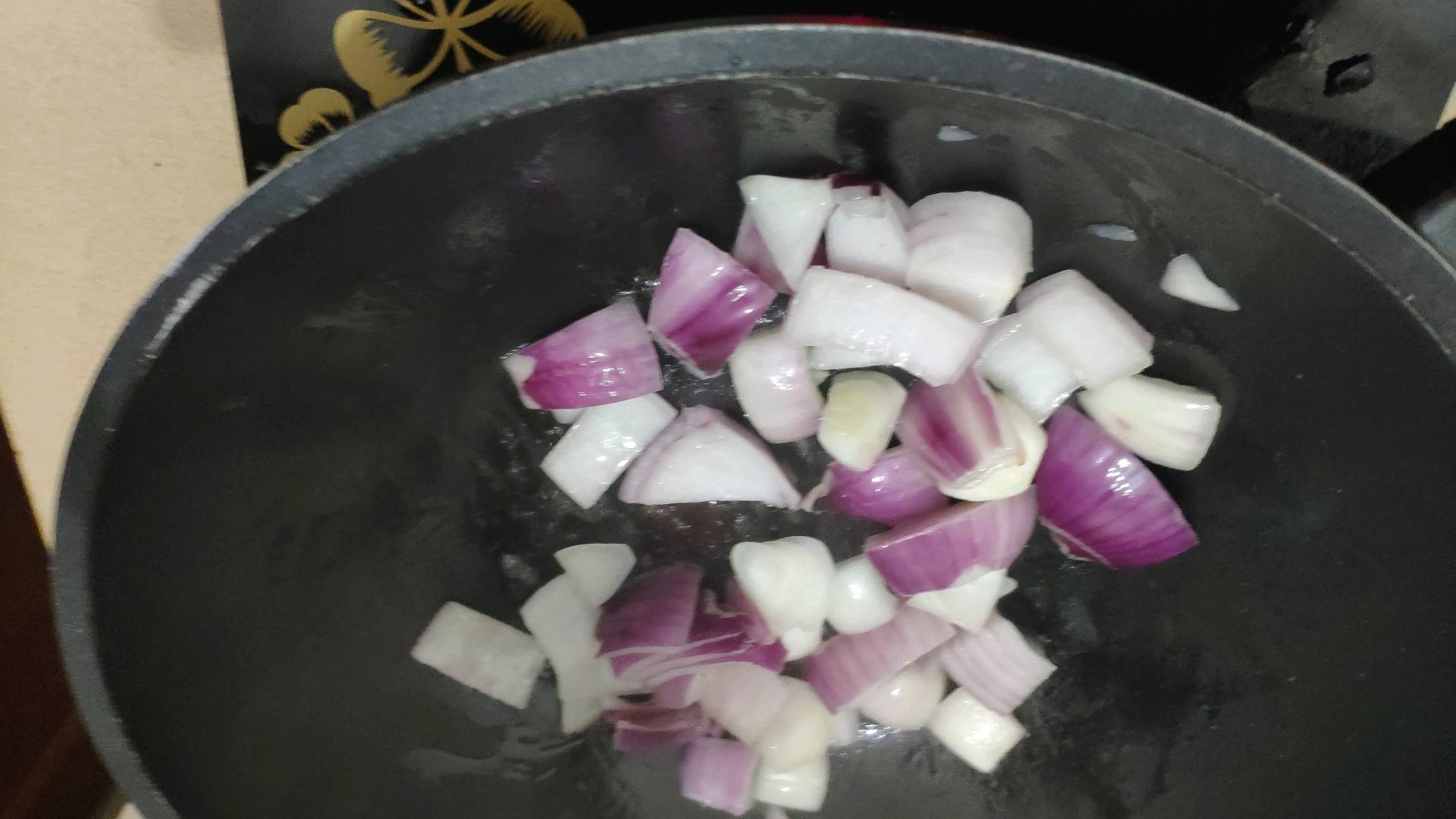 爆炒豬肝的做法-蔥香味爆菜譜