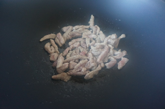 洋蔥木耳炒肉絲的做法-家常味炒菜譜