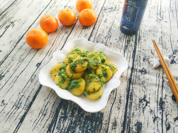 薺菜炒土豆疙瘩的做法-家常味炒菜譜