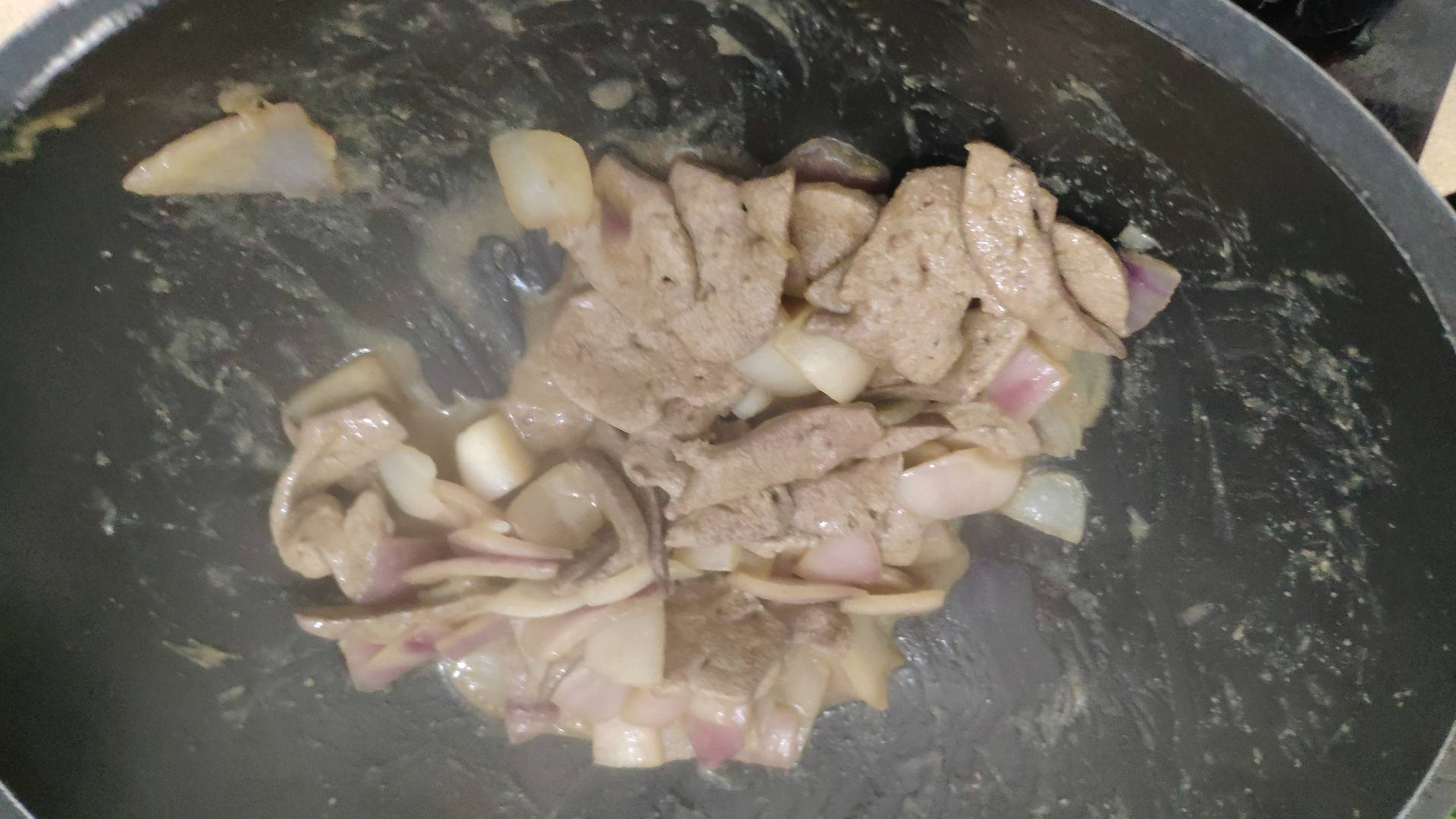 爆炒豬肝的做法-蔥香味爆菜譜