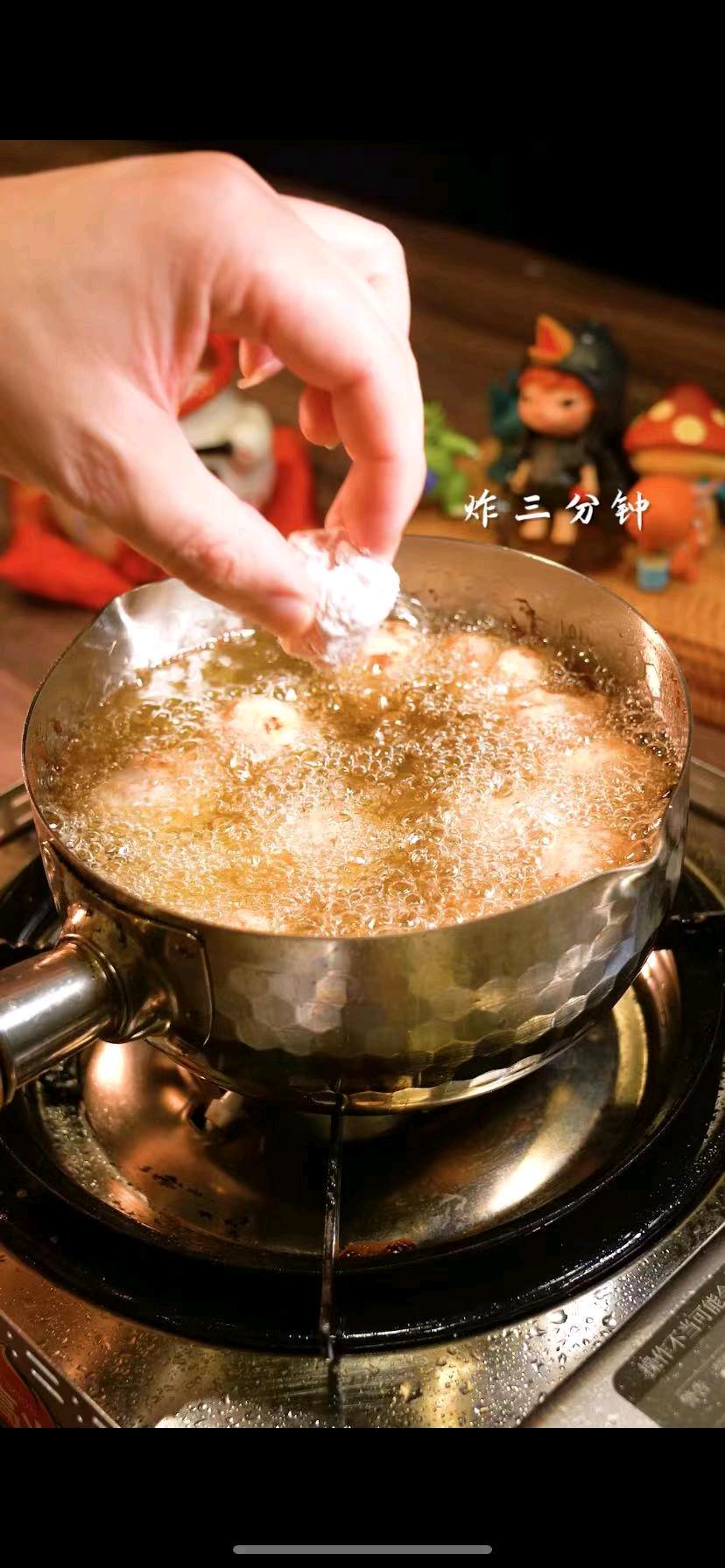 這道經典粵菜咕咾肉,酸甜可口真的太好吃的做法-酸甜味炒菜譜