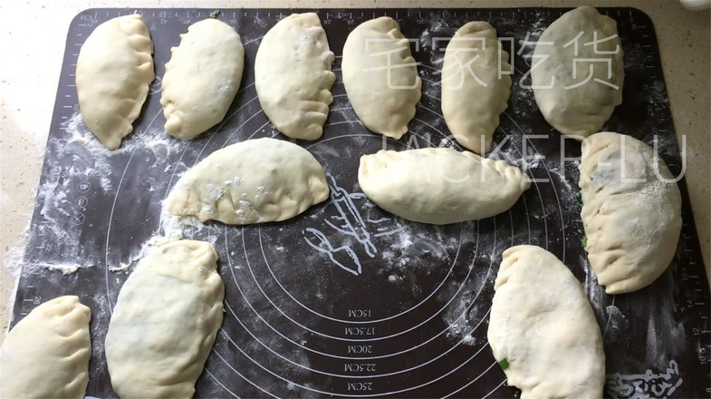 家常韭菜盒子的做法-咸鮮味煎菜譜