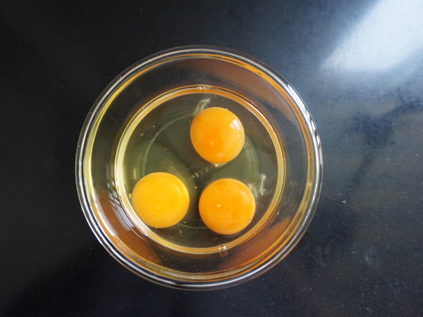 賽螃蟹的做法-酸甜味炒菜譜