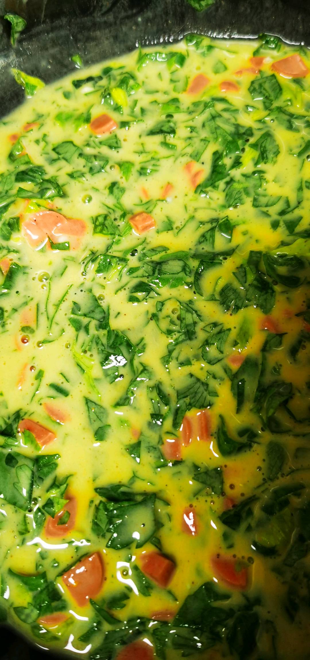 芹菜葉蛋餅的做法-五香味煎菜譜