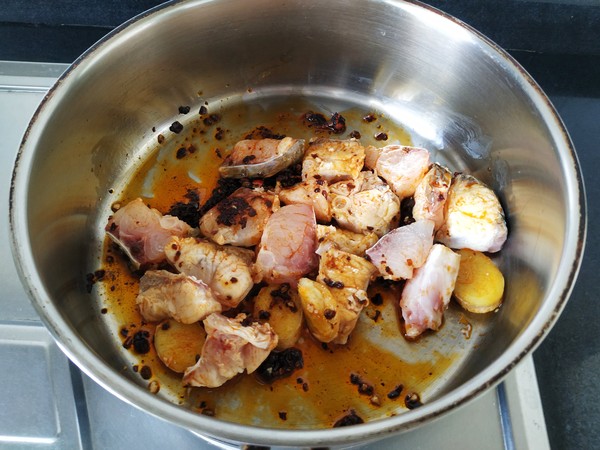 麻辣魚塊的做法-麻辣味炒菜譜