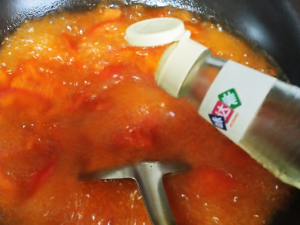 番茄水煮肉片的做法-咸鮮味煮菜譜