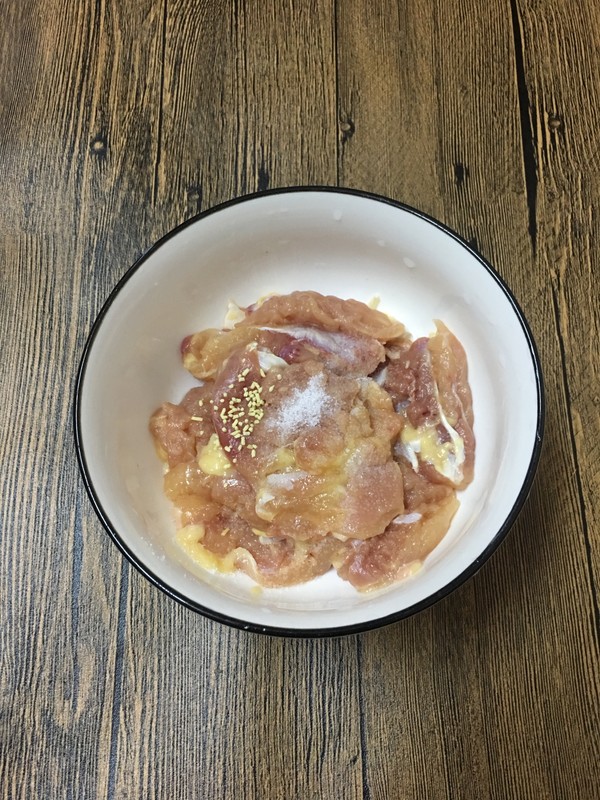 空氣炸鍋版烤雞腿的做法-家常味烤菜譜