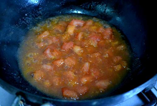 番茄龍利魚的做法-家常味煮菜譜