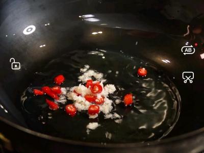 經典川菜毛血旺，應該沒人不愛吧的做法-香辣味煮菜譜