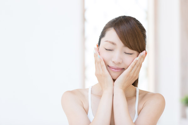  不同膚質(zhì)保濕要做到潤(rùn)而不膩 這些科普不得不學(xué) 