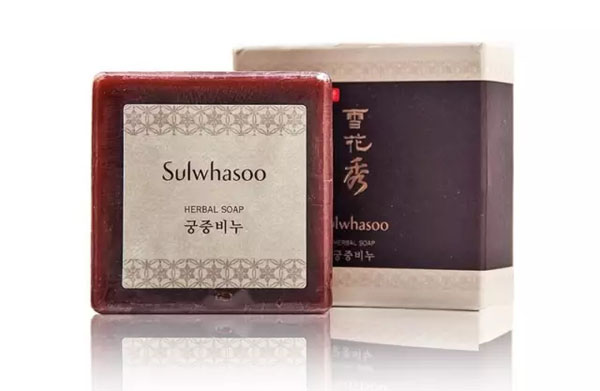  都說換季護膚 要從換洗面奶開始 