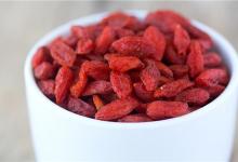 如何治療白頭發(fā)？按摩頭部有效果