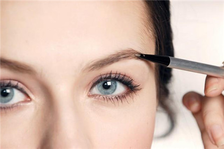 每日保證正確的化妝順序，還你清新潔凈好皮膚