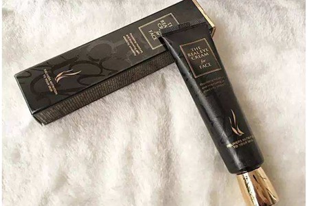 推薦五款不同價位品牌的眼霜，初抗老去眼紋帶來驚喜