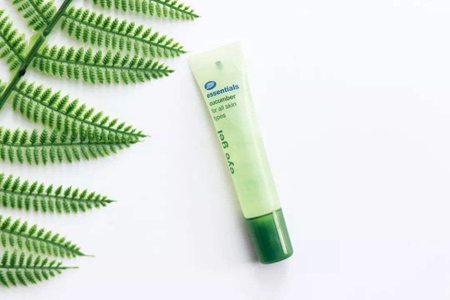 推薦五款不同價位品牌的眼霜，初抗老去眼紋帶來驚喜