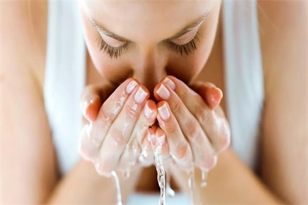 適用任何膚質的洗面奶，雛菊的天空溫和又保濕值得推薦