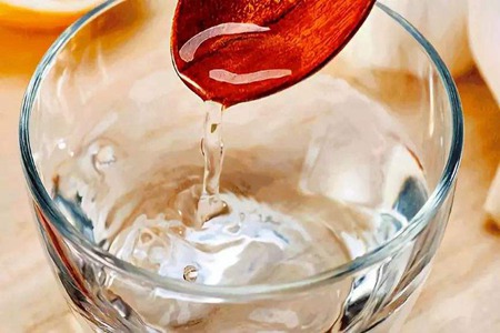 白醋洗臉的正確方法，食醋美容不傷膚的技巧