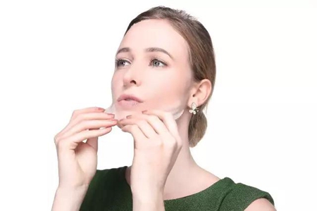 女性皮膚粗糙、干燥怎么辦，四個小方法養出緊致肌膚