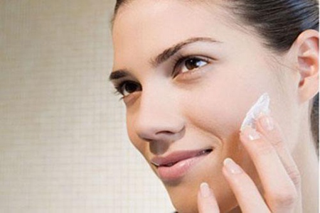 女生溫和不傷肌膚的去角質正確方法,美白的第一步-易網健康養生網 女生溫和不傷肌膚的去角質正確方法,美白的第一步