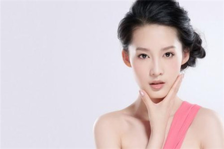 白醋可以用來洗臉護(hù)膚嗎？很多人都不知道如何正確使用它的小妙招