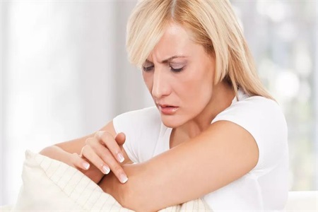 雞皮蛇皮肌膚怎么改善？改善問題肌膚記住小竅門