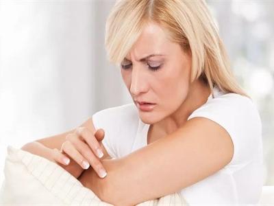 雞皮蛇皮肌膚怎么改善？改善問(wèn)題肌膚記住小竅門