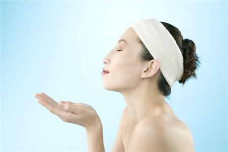 肌膚深度清潔的七大秘訣，小仙女都在做