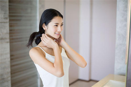 皮膚毛孔深層清潔有哪些妙招 告訴你詳細的皮膚自救指南