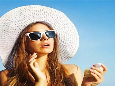 年紀增長以后，不同年齡女性的肌膚保養策略