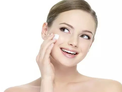 如何使用護(hù)膚品，掌握正確順序很重要