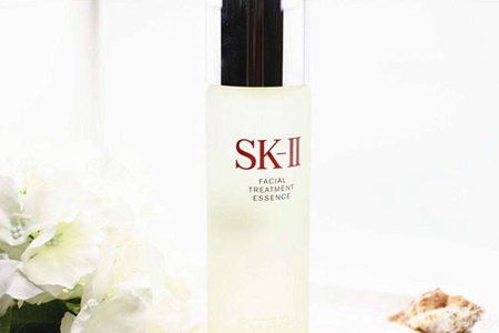 Sk2神仙水和小燈泡功效如何，保濕美白怎么使用