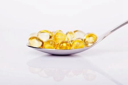 女性美白肌膚的祛斑小妙招，減少黑色素沉淀的4個方法