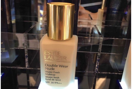 雅詩蘭黛品牌熱門粉底液種草,不同膚質適合哪一款-易網健康<a href=http://www.gyfww.com/jkys/ target=_blank class=infotextkey>養生</a>網 雅詩蘭黛品牌熱門粉底液種草,不同膚質適合哪一款