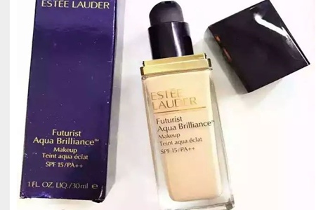 雅詩蘭黛品牌熱門粉底液種草,不同膚質適合哪一款-易網<a href=http://www.gyfww.com/ target=_blank class=infotextkey>健康養生</a>網 雅詩蘭黛品牌熱門粉底液種草,不同膚質適合哪一款