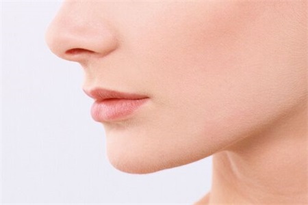 面部痤瘡下巴長痘，鼻子長黑頭，最佳的治療方式是選擇它