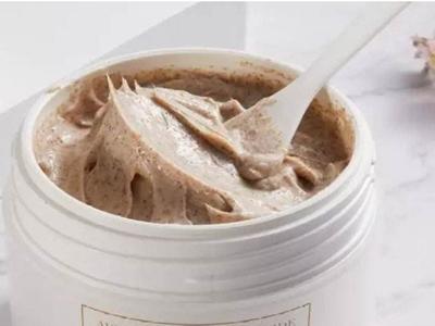 煙酰胺對皮膚的作用，祛斑美白適合油性皮膚