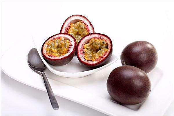 抗糖化面膜多大年齡用?使用階段是怎樣的?-易網(wǎng)<a href=http://www.gyfww.com/ target=_blank class=infotextkey>健康養(yǎng)生</a>網(wǎng) 抗糖化面膜多大年齡用?使用階段是怎樣的?