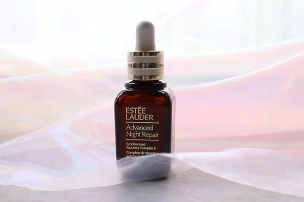 雅詩(shī)蘭黛小棕瓶孕婦可以用嗎?為什么?