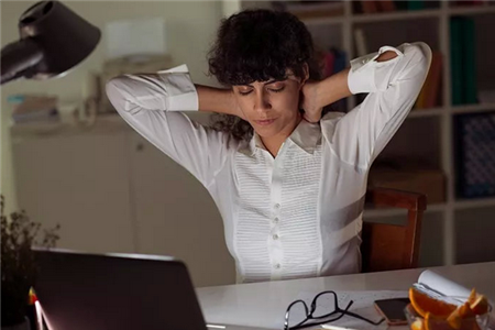 暗黃皮膚如何美白，三個美白方法擁有水嫩肌膚