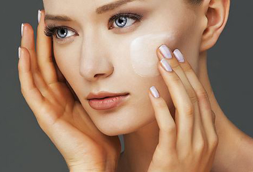 使用bb霜要注意些什么？這4點(diǎn)做不好皮膚變差