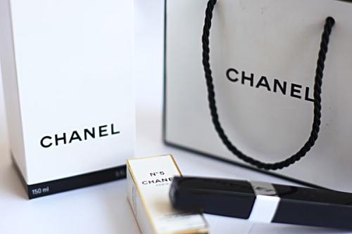 香奈兒洗面奶和cpb測評，cpb洗面奶vs香奈兒洗面奶