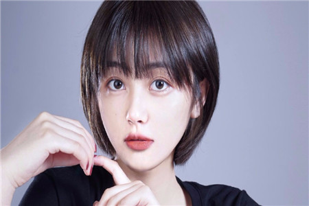 護(hù)膚步驟三部曲簡(jiǎn)單不麻煩 堅(jiān)持做好護(hù)膚品的使用順序-易網(wǎng)健康<a href=http://www.gyfww.com/jkys/ target=_blank class=infotextkey>養(yǎng)生</a>網(wǎng) 護(hù)膚步驟三部曲簡(jiǎn)單不麻煩 堅(jiān)持做好護(hù)膚品的使用順序