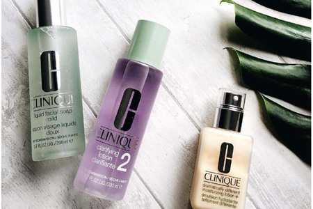 倩碧品牌的檔次適用年齡，倩碧黃油滋潤功效保護干燥肌膚