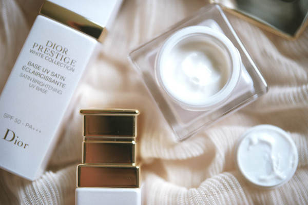 肌底液和精華液的順序是什么?肌底液和精華液可以一起用嗎?