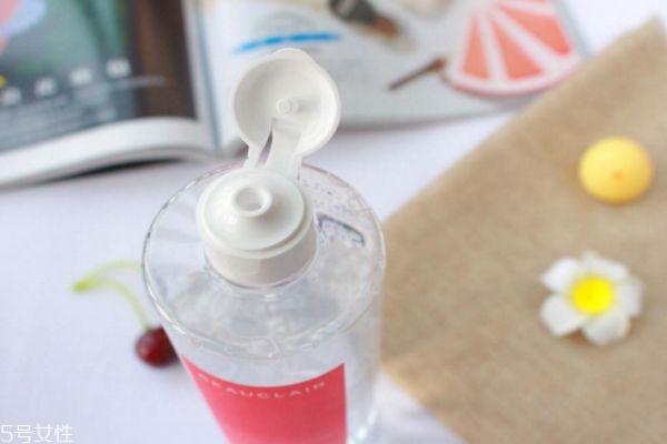 化妝棉濕敷的操作方法分享，怎么濕敷?