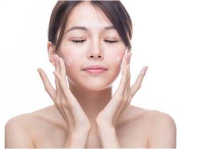 女生用玻尿酸護膚的作用，玻尿酸保濕抗老的美容效果