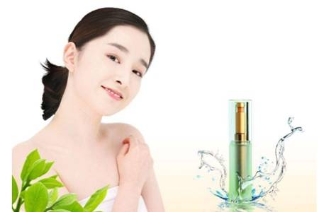 晚上護膚品的正確使用順序，睡前是護膚的最好時機