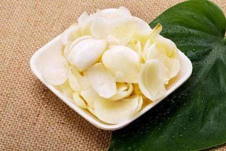 百合的功效與作用，除了泡水百合怎么做好吃？